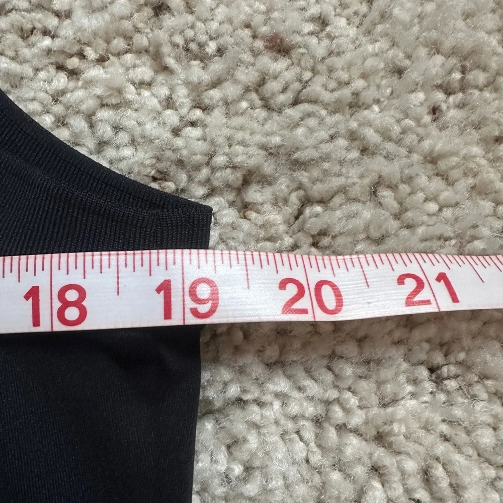 J LINDEBERG Yuri Sleeveless Polo Shirt. NWT sz Large (155) - Picture 6 of 9